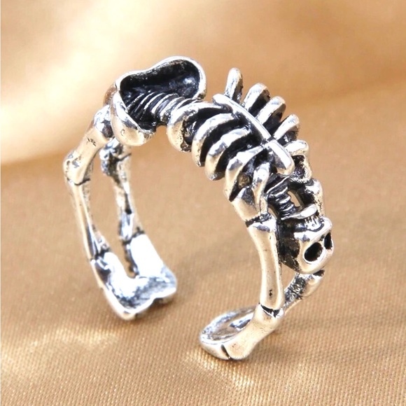 Skeleton Backbend- Undead Gymnast Acrobat Corpse Mummy Anatomy Bones Gothic Ring - Picture 4 of 15